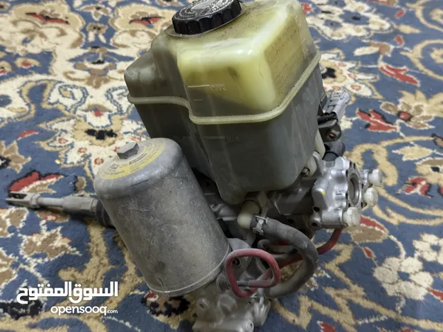 لا ندكروزر 2010