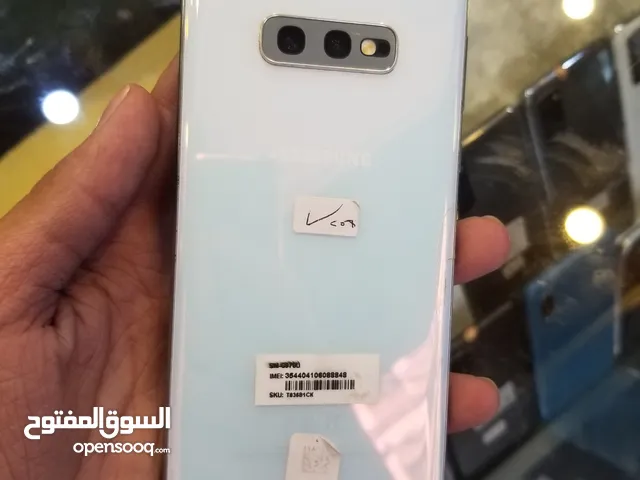 Samsung Galaxy S10e 256 GB in Sana'a
