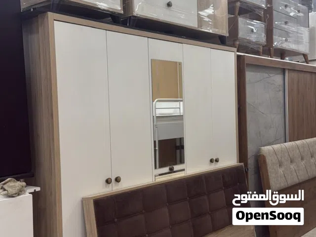 نبيع غرف نوم وكبتات شبه جديده