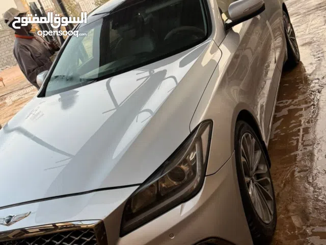 Used Genesis G80 in Benghazi