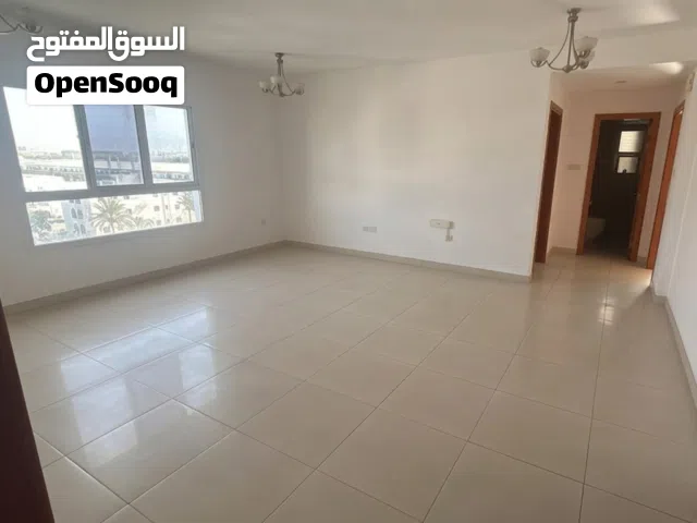 شقة فاخرة للإيجار في الحيل الشمالية - موقع استراتيجي متكامل