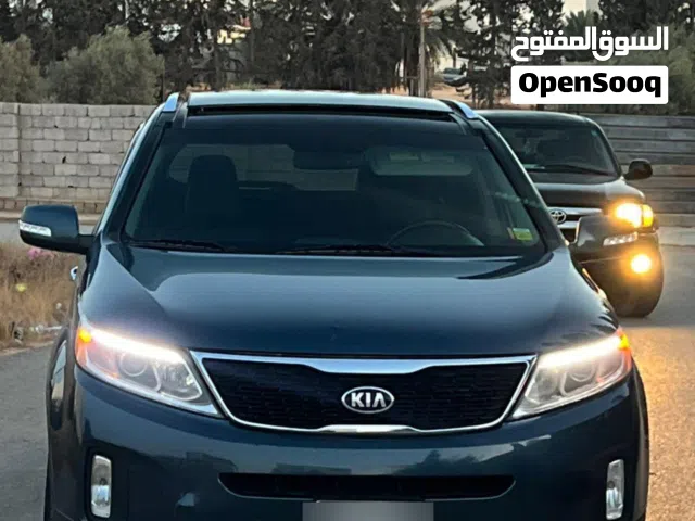Used Kia Sorento in Tripoli