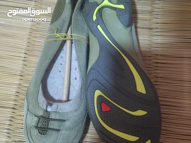 Green Comfort Shoes in Marrakesh