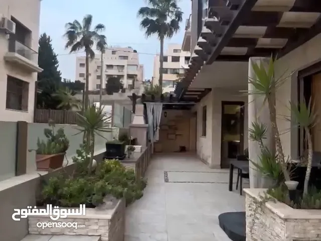 شقة  ارضية مفروشة  للإيجار السنوي والشهري في عبدون
