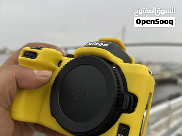 السلام عليكم اخوان كاميرا نيكون z50 استعمال قليل بدي فقط