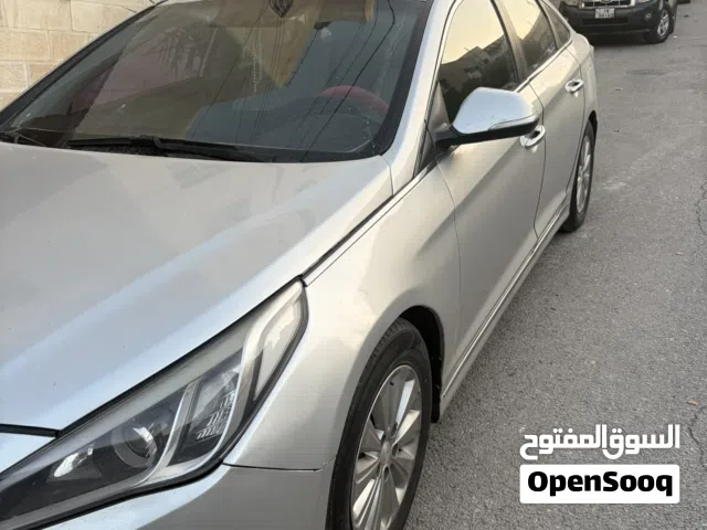 2016 هيونداي سوناتا Limited