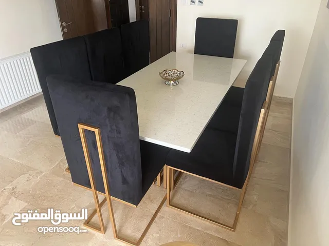 طاوله سفره مع خزانه أطباق و سلڤروير