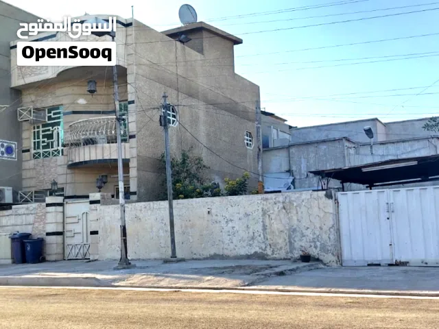 300 m2 More than 6 bedrooms Townhouse for Sale in Baghdad Falastin St