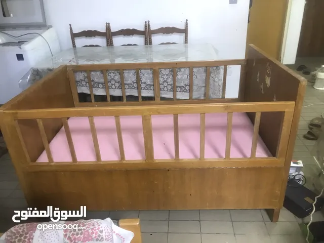 سرير طفل خشب صاج