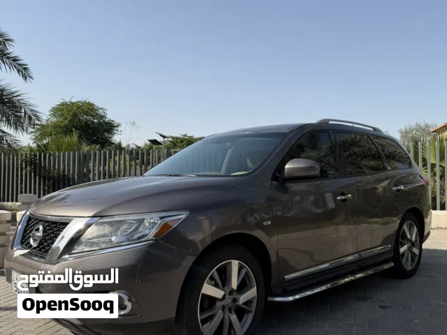 2014 Nissan Pathfinder SV