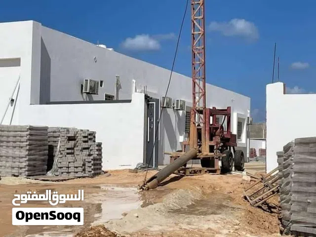 فني صيانة مشاكل المضخات ومشاكل الابار وتنظيف الابار وتركيب تايمر للابار