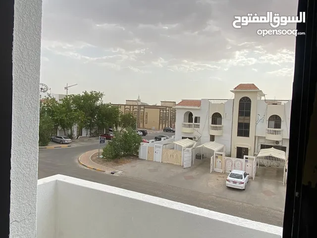 للإيجار – سكن بنات فقط في فيلا VIP داخل العين (الجيمي) هل تبحثين عن سكن مريح وآمن في موقع مميز؟
