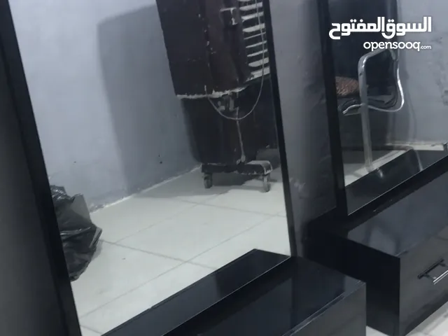 مري حلاقه مستخدم للبيع