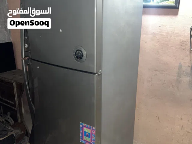 ثلاجه بحاله ممتازه للبيع