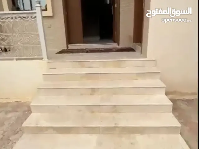 250 m2 4 Bedrooms Villa for Rent in Dhofar Salala
