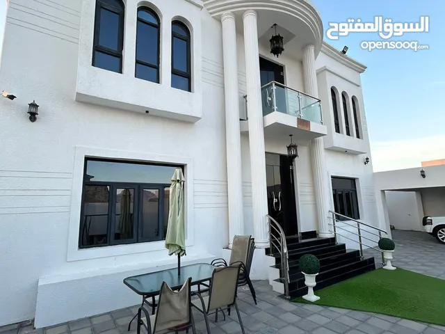 594 m2 5 Bedrooms Villa for Sale in Muscat Amerat