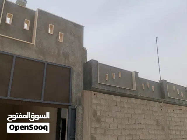 300 m2 4 Bedrooms Townhouse for Sale in Al Khums Other