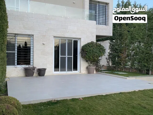دابوق فيلا مستقله البناء شبه جديده مع مطبخ جوسال راكب وخلايا شمسيه