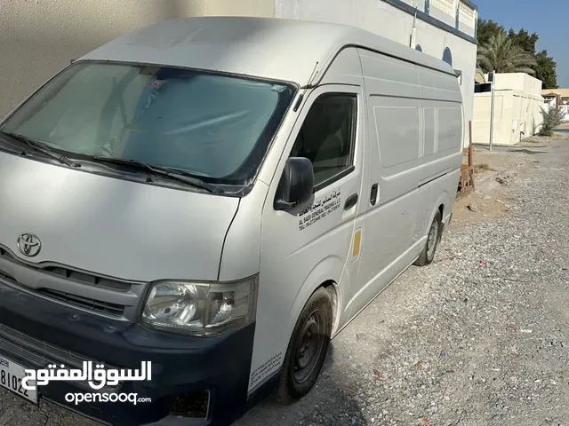 تويوتا هايس كارجو استعمال نظيف