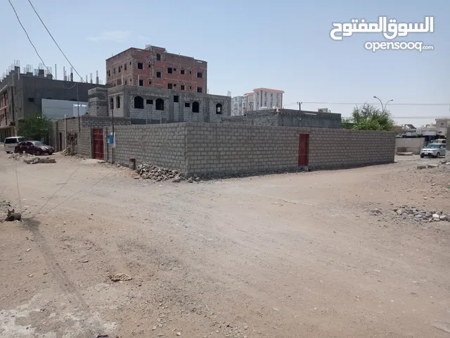 180m2 4 Bedrooms Townhouse for Sale in Aden Al Buraiqeh