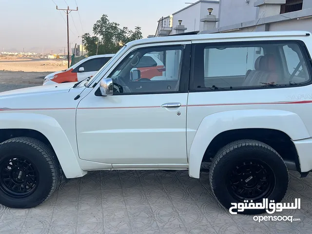 للبيع رنجات ميثود مع اطارات يكوهاما