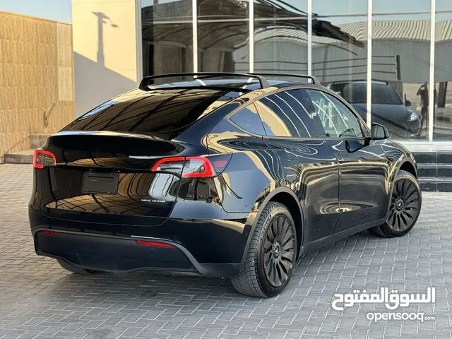 Tesla Model ((Y)) 2022 dual Motor Long Range  فحص كامل 7 مقاعد فل اضافات