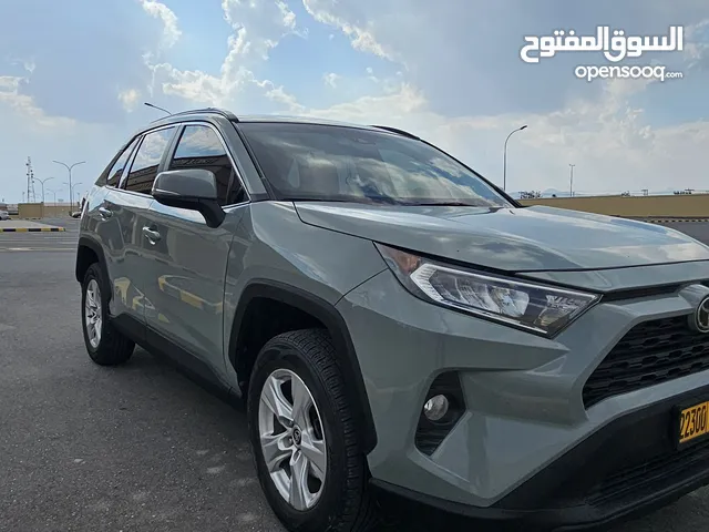 RAV4 XLE full option راف فور  فول ابشن XLE