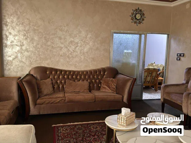 طقم كنب 7 مقاعد للبيع