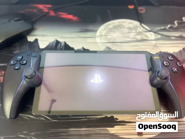 بلايستيشن portal جديدة ونادره اللون الاسود