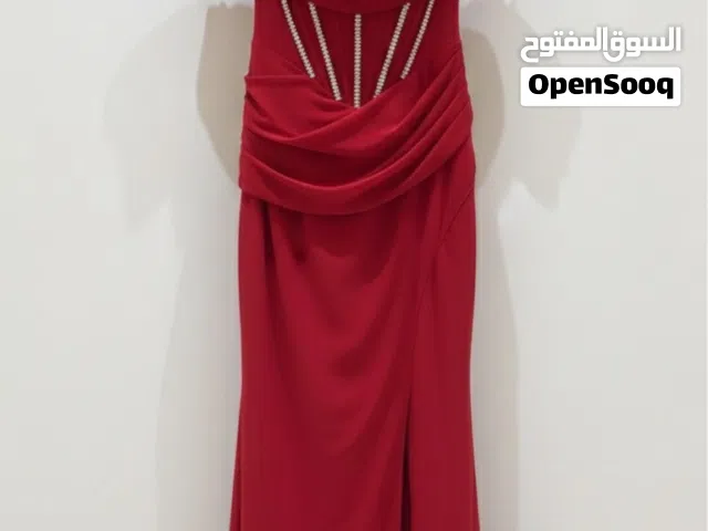 Weddings and Engagements Dresses in Farwaniya