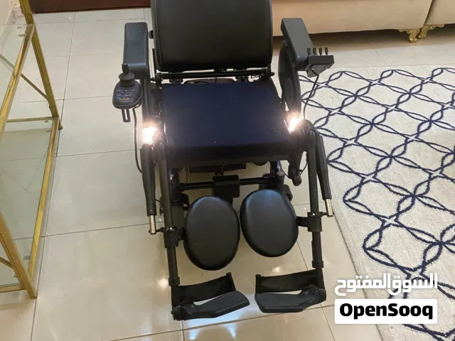 كرسي متحرك كهربائي أصلي ماركة QUICKIE