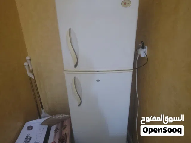 ثلاجة نوع LG مستعمل نظيف