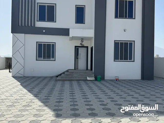 303 m2 4 Bedrooms Townhouse for Sale in Al Batinah Wadi Al Ma'awal