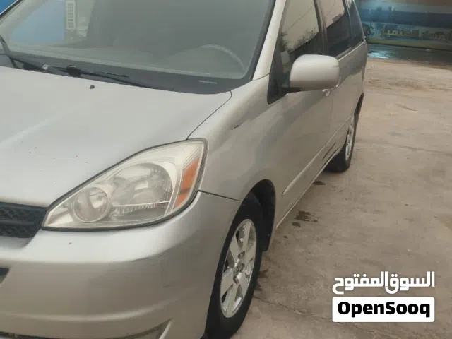 New Toyota Sienna in Tripoli