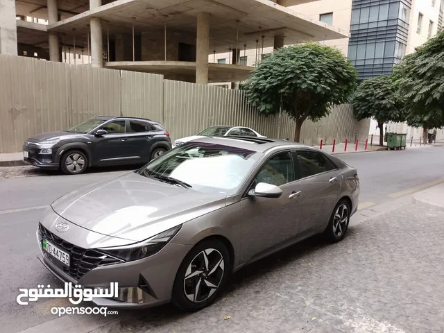 Sedan Hyundai in Amman