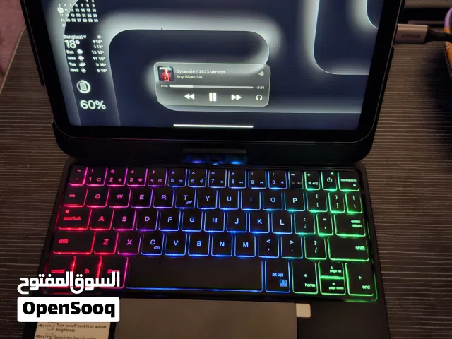 ipad mini 7 and case keyboard