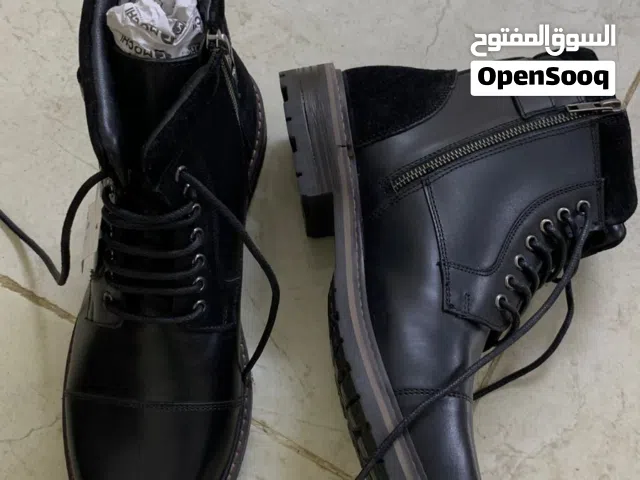 للبيع حذاء بوت (جديد) _لم يُلبس نهائيا