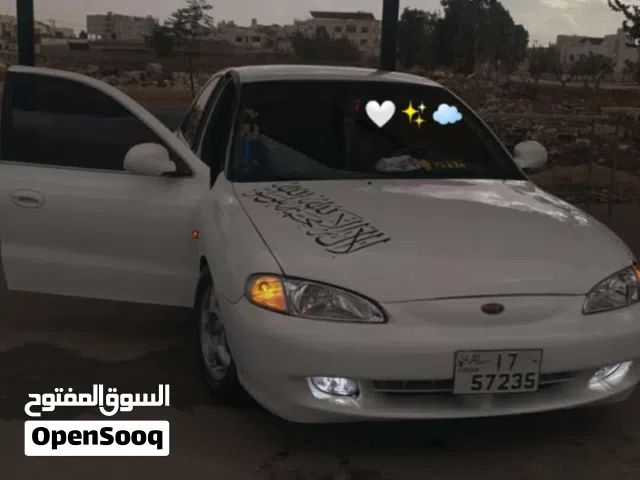 1997 هيونداي افانتي SE