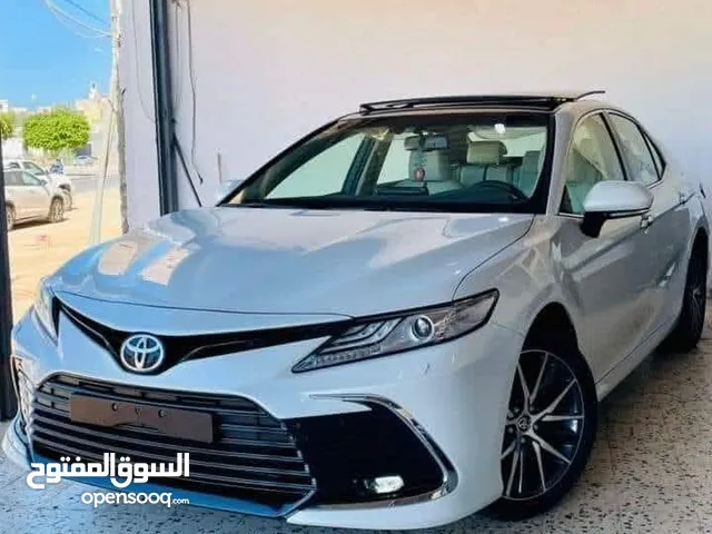 Used Toyota Camry in Sharjah