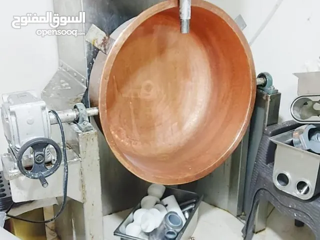 معدات للبيع