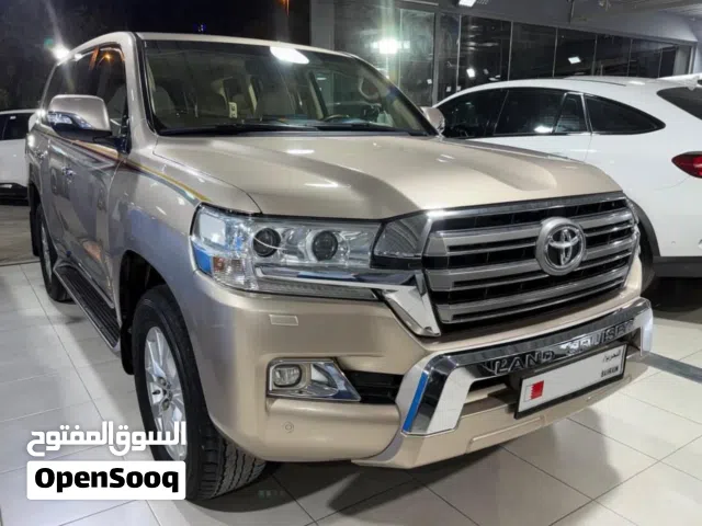 2017 Toyota Land Cruiser GXR
