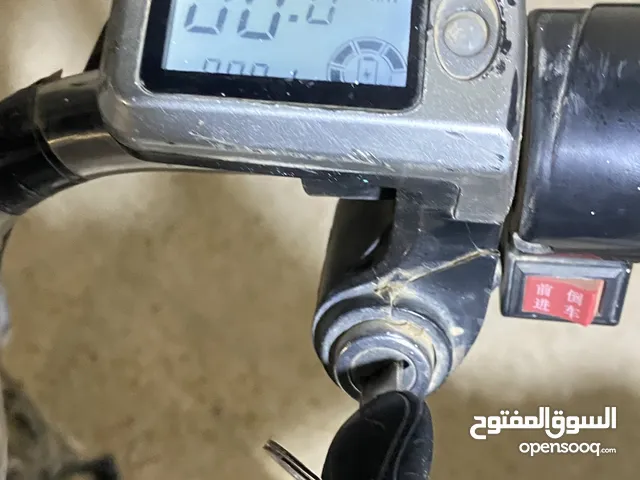 بسكلية كهربا للبيع بطاريه60/ 15 تمشي كفالة 20 كيلو كف 500 بسكليت وكالة