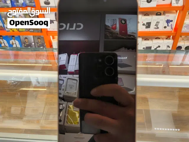 iPhone 16 pro max تخزين 256g بطارية 95% لون صحراوي بحالة وكالة الوكالة خالي من الخدوش بسعر الحرررررق