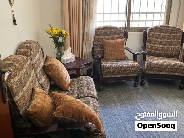 طقم كنب مورس منجد جديد بحاله الوكاله