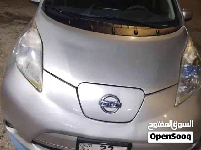2015, نيسان, ليف, SV