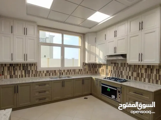 تفصيل وتركيب جميع انواع المطابخ وخزائن الملابس وجميع اعمال الالمنيوم