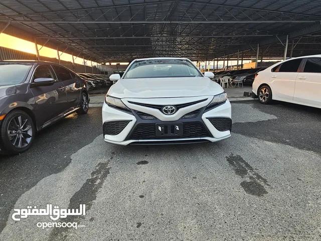 تويوتا كامري وارد أمريكي 2022 للبيع