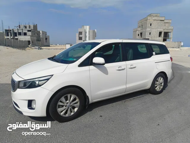 Kia Carnival 2016 for sale or swap بيع او بدل