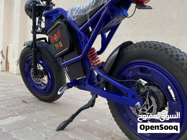 Aster x9  للبيع استعمال نظيف  شامل اكسسوارات  ماشي اقل من 500 كيلو مدينة العين  الدفع عند الاستلام