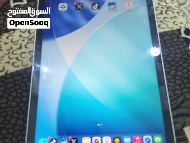 ايباد 10 نضيف كلش